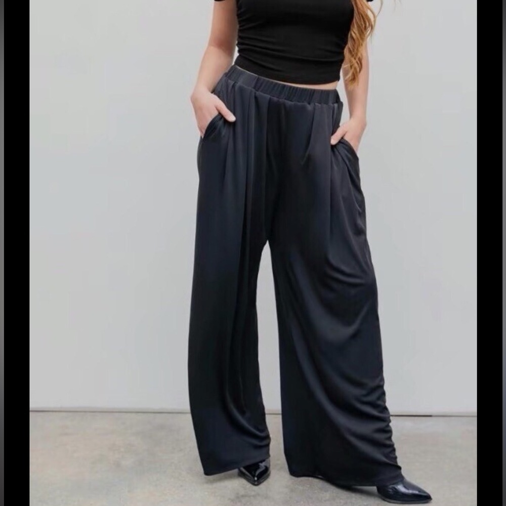 Cider | Black Palazzo Pants | Elastic Waistband | Pull On | size S